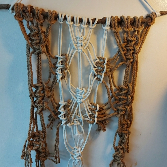 New Mecrame wall hanging - Picture 2 of 3